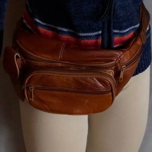 Fanny pack!! WHOOP WHOOP